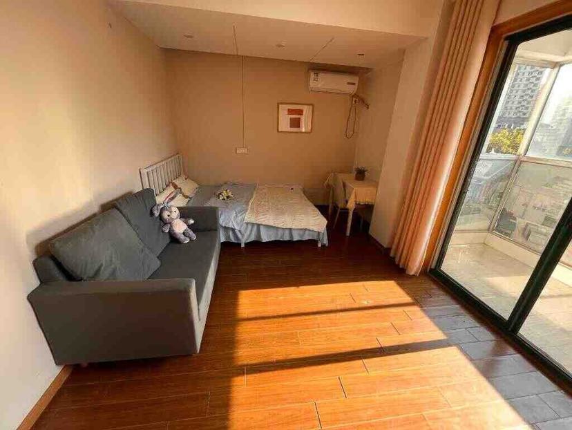 学生0元住三天 大唐国际 海卉花市 京东mall洪岗地铁口