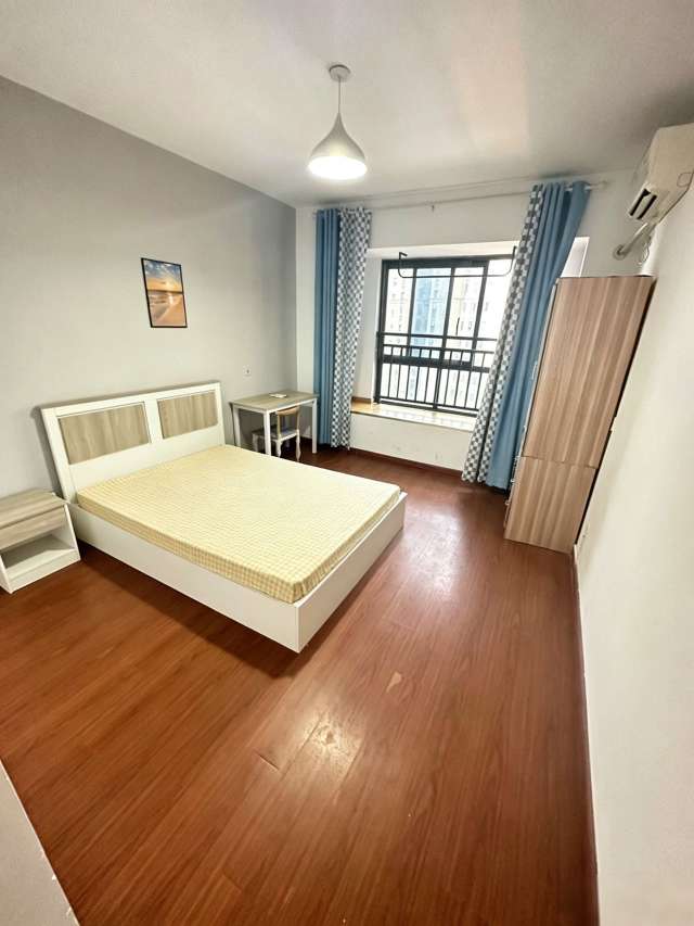 柳树塘地铁，信达馥邦天下，主卧独卫，近创新大厦，阳光电源