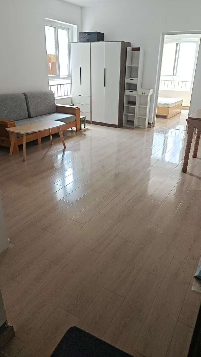 滨湖瑞园北区好房整租，电梯住宅，民用水电，拎包入住