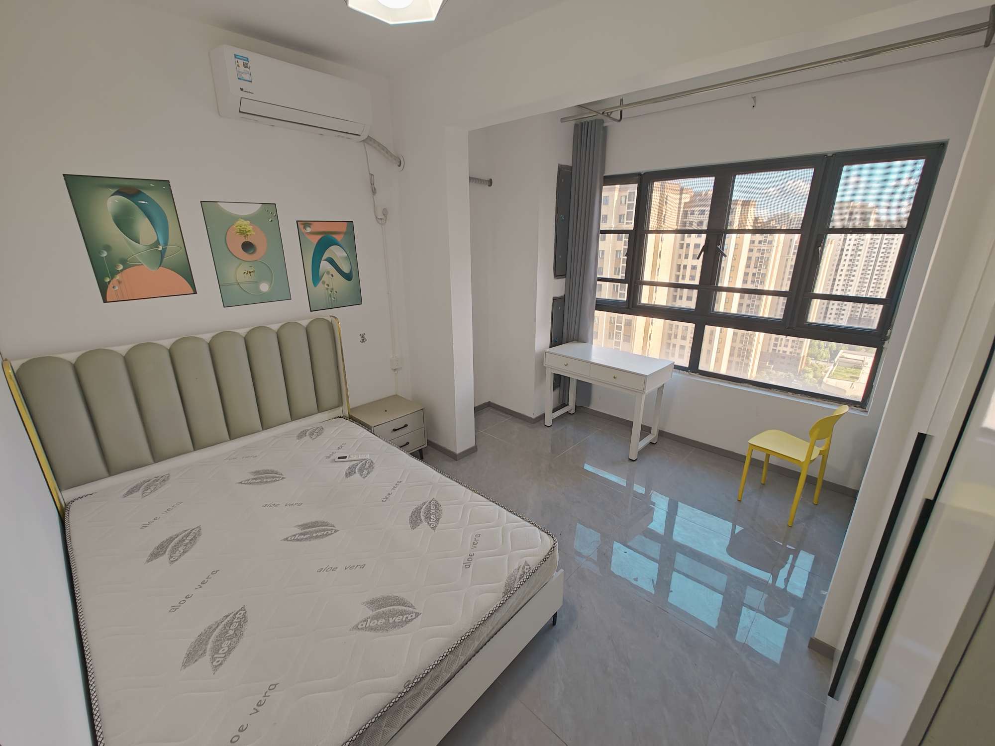 城西桥家园a区阳台独卫，朝南，独立洗衣机，中安创谷，青龙岗
