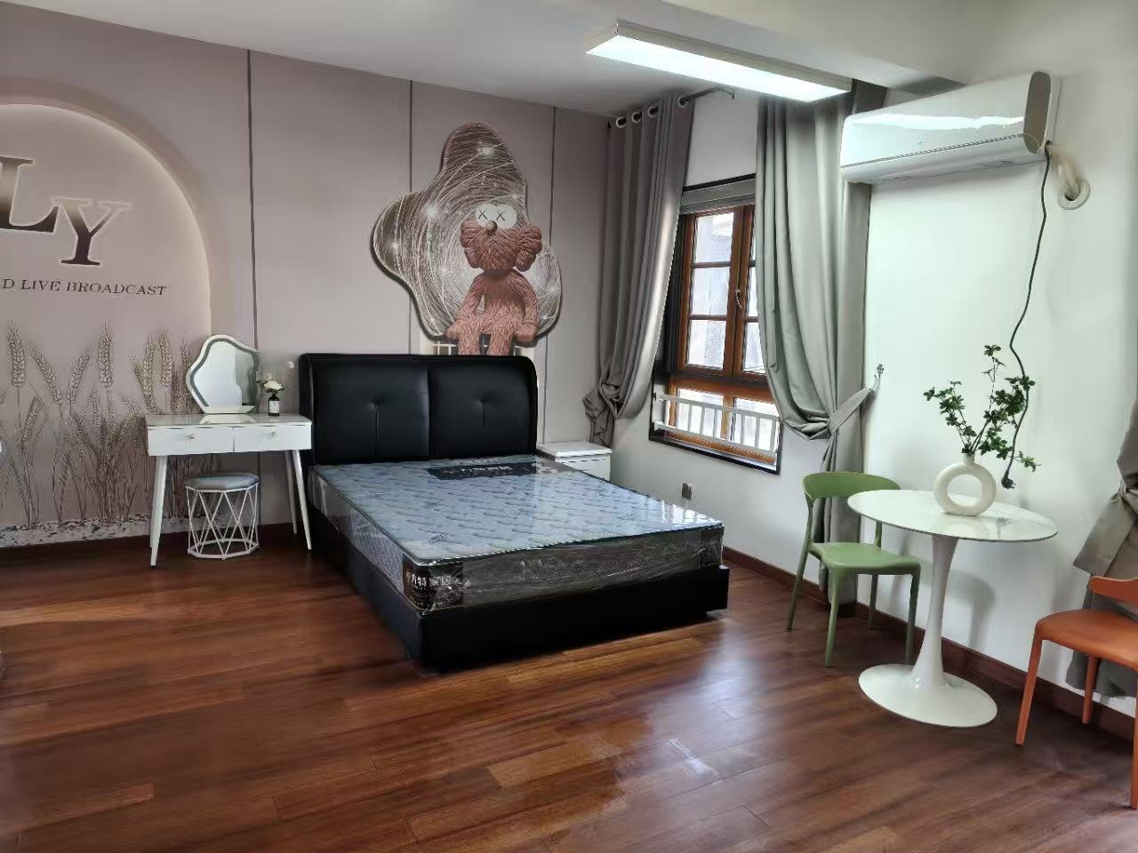 绿地乔治庄园，新华学院，美的产业园阳台独卫，空调一级能耗