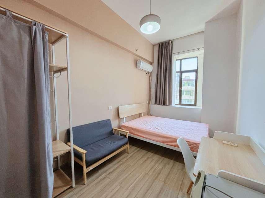 裕溪路先锋大厦，左岸广场附近电梯一居室