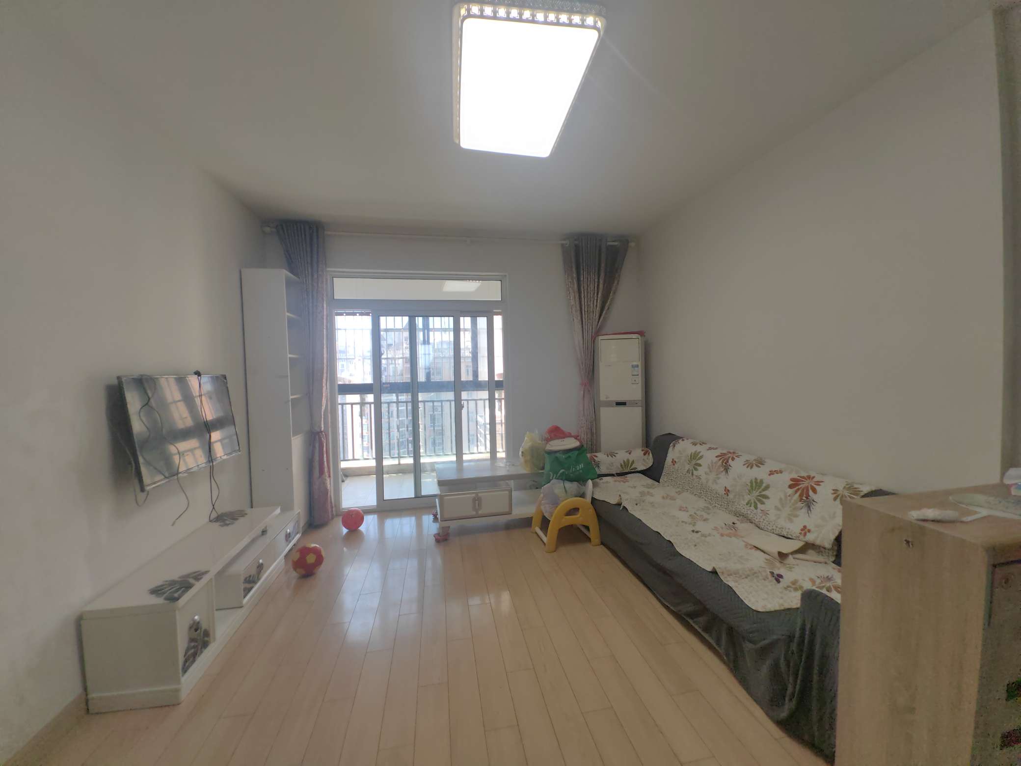 正大广场，徽园附近，7号地铁口，住家装修