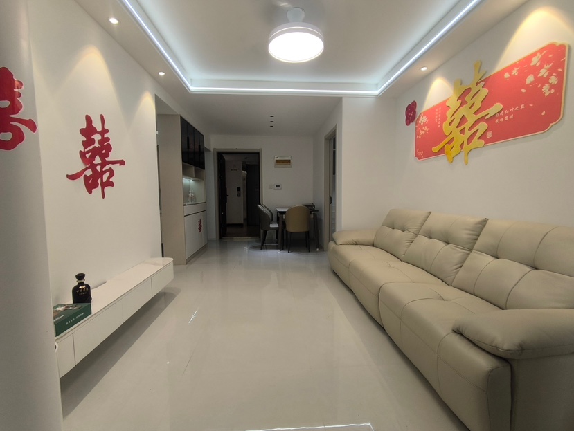 荷塘家园两室一厅精装修