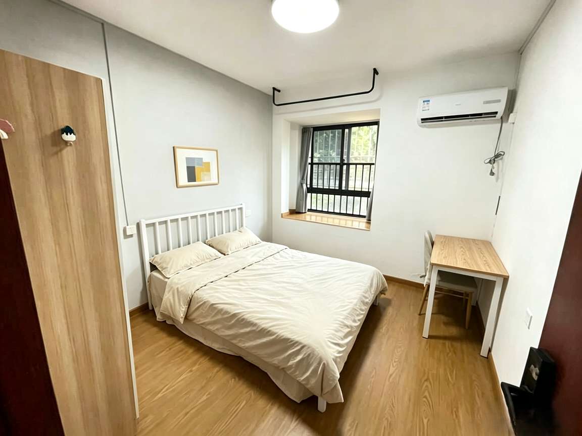 星光园 750/月 20平 三室合租 主卧朝南带飘窗低楼层