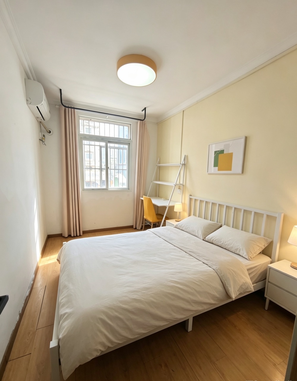 三室合租单间 房间家具家电齐全 随时拎包入住