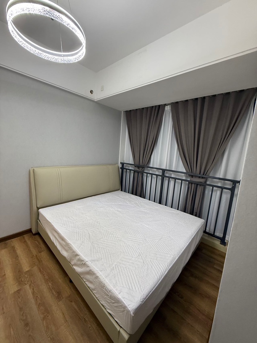 靠近地铁口边户精装两房！家具家电齐全！采光无敌拎包入住