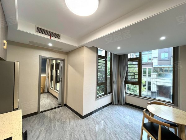 很安静 环境幽雅 大富鸿墅 独栋别墅 品质一室一厅