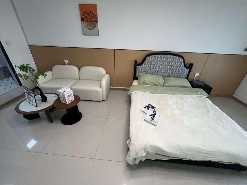 套内一室精装修拎包入住