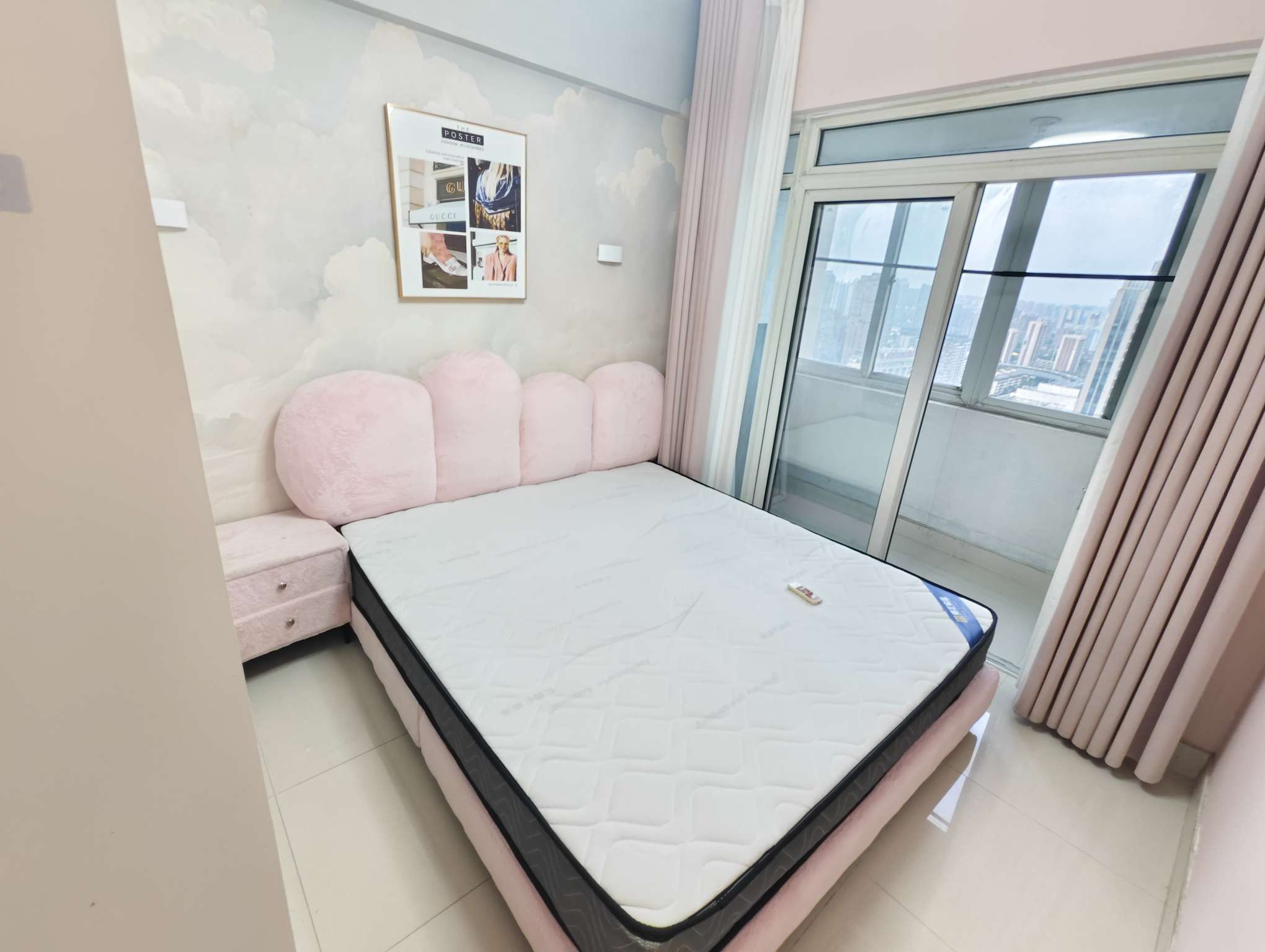 近地铁口 可月付 可短租 拎包入住