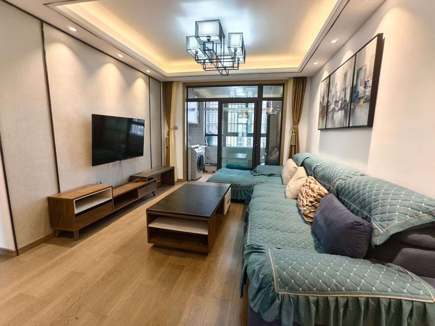 陶冲湖城市广场  整租  3室2厅1厨2卫  106m2