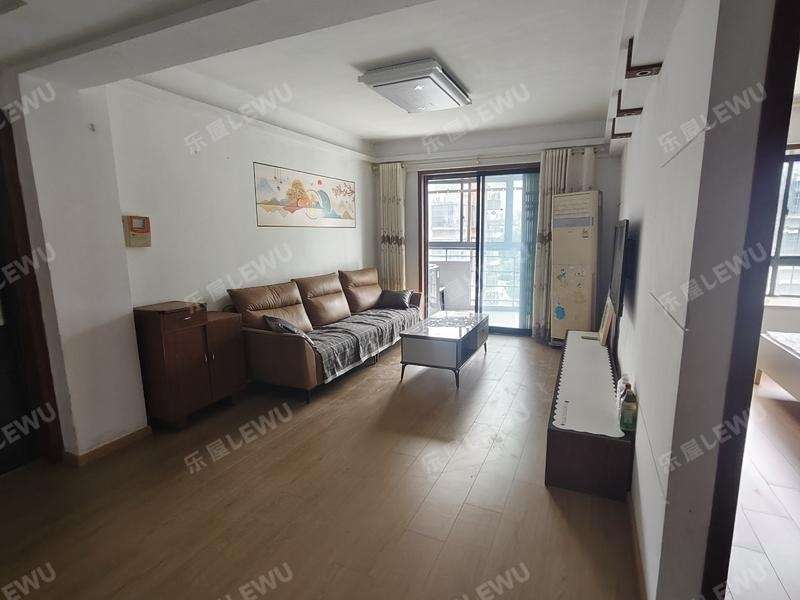 香江生态丽景A区 三室两厅 拎包入住 看房方便