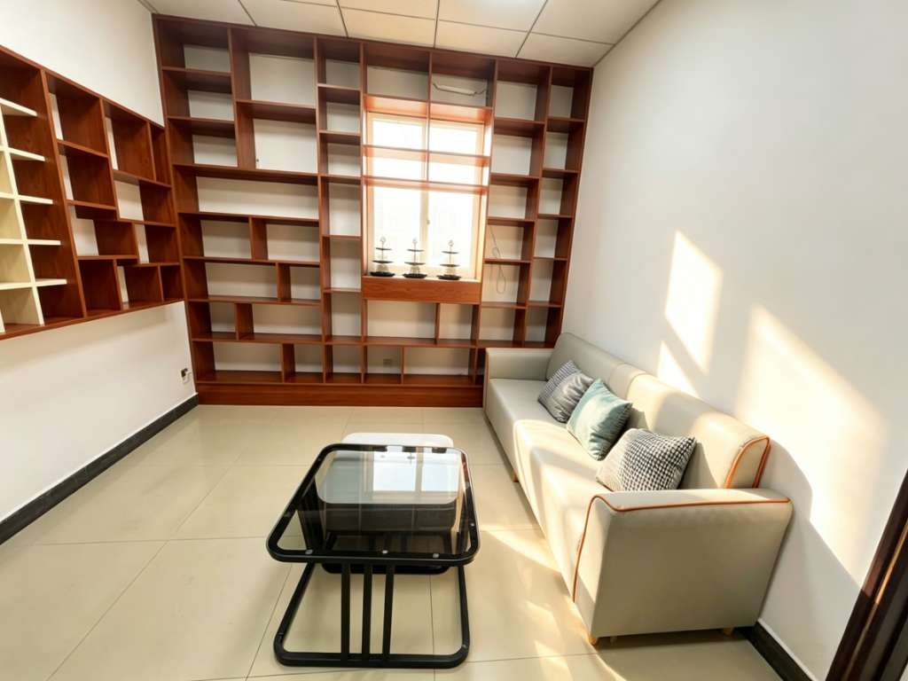 无中介费随时看房，拎包入住，民水民电