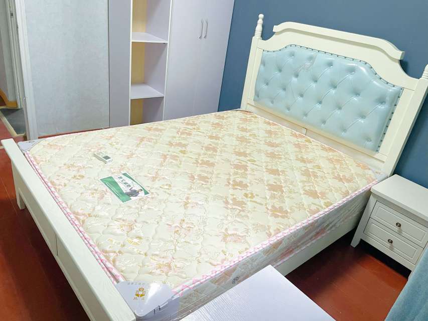 宝能城一期 房东直租无中介可押一付一