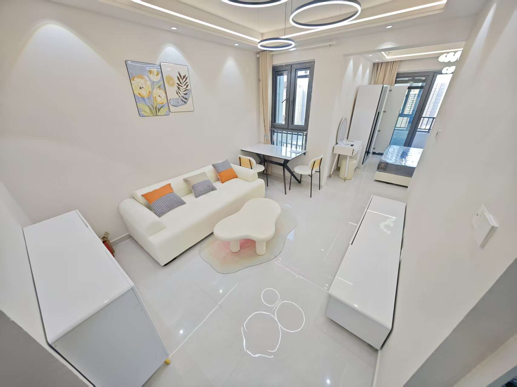 新加坡花园城，精装修，拎包入住，天住路地铁口