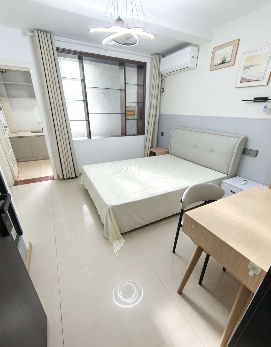 珠光花园 精装一室 通燃气 通勤方便 拎包入住 绿地赢海