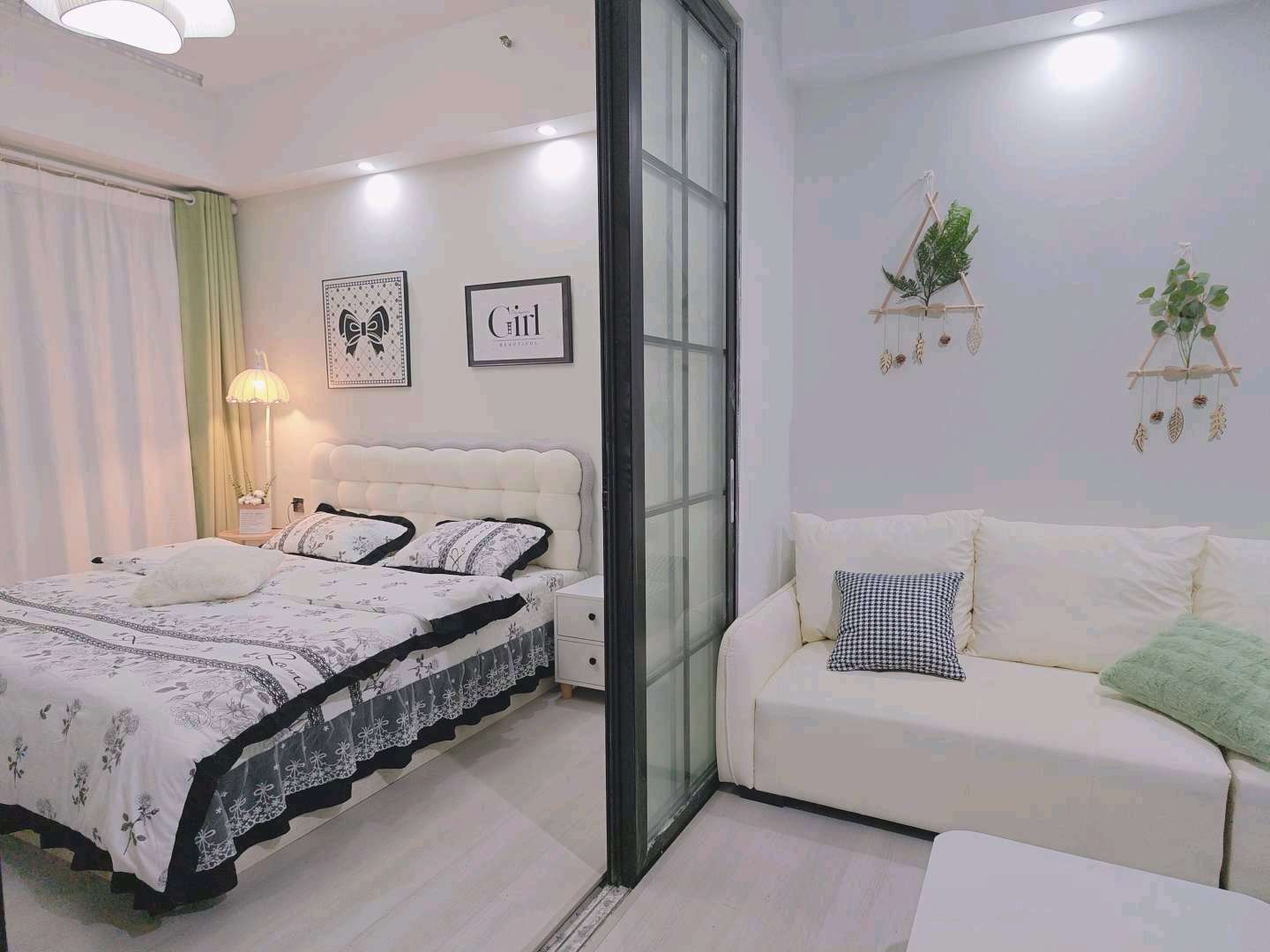 滨湖附近美菱大众海棠苑好房出租，家具齐全拎包即住，男女不限